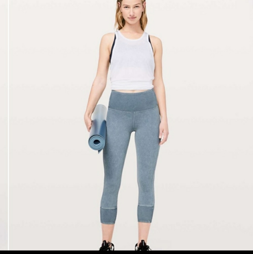 Lululemon Wunder Under Crop HR 23" Rib